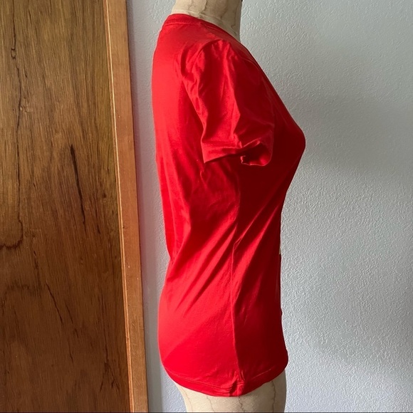 VTG Yves Saint Laurent sz S Red Logo Tee Gold YSL Short Sleeve - Picture 3 of 11